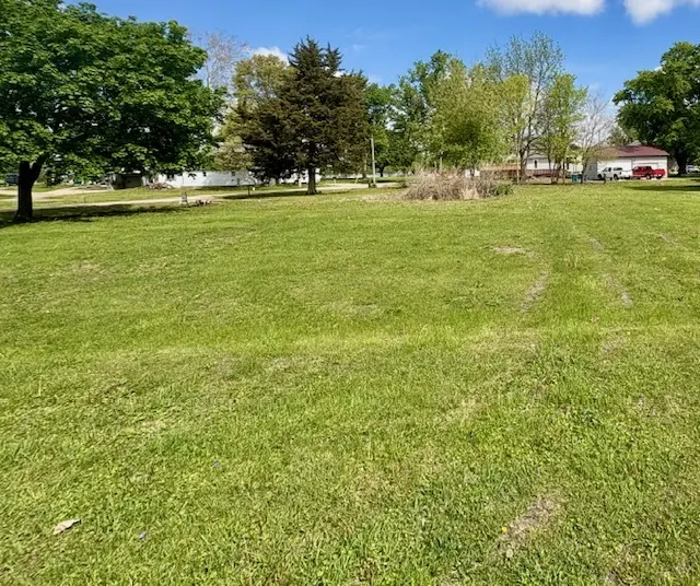 211 S Appleton AVE, Amboy, IL 61310