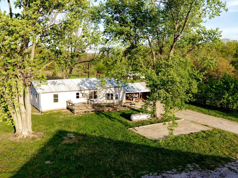 000 N 1900th ST, Cowden, IL 62863