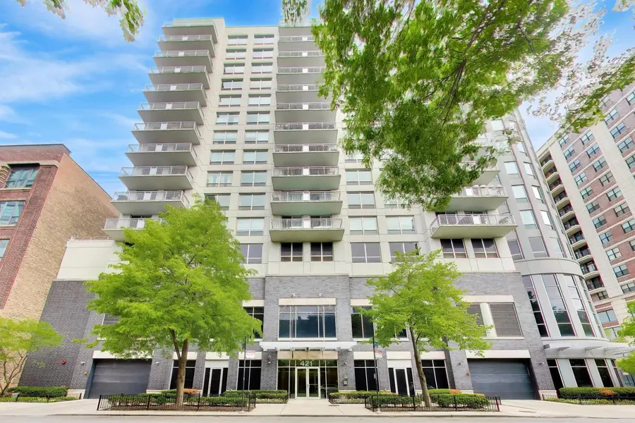 421 W Huron ST #604, Chicago, IL 60654