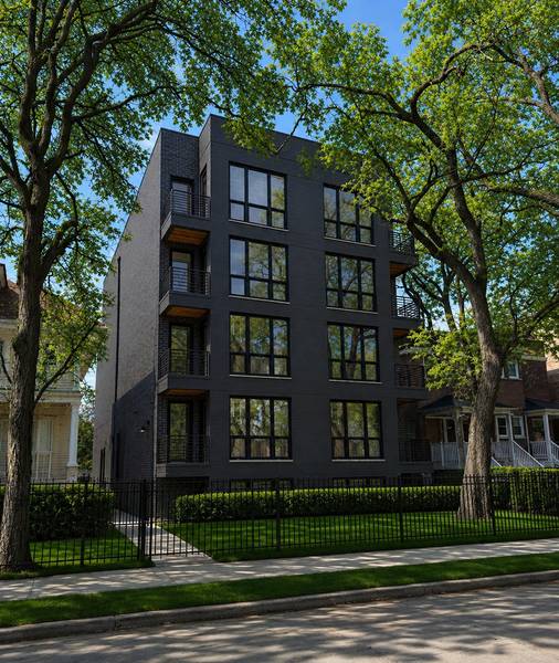5428 N Winthrop AVE #202, Chicago, IL 60640