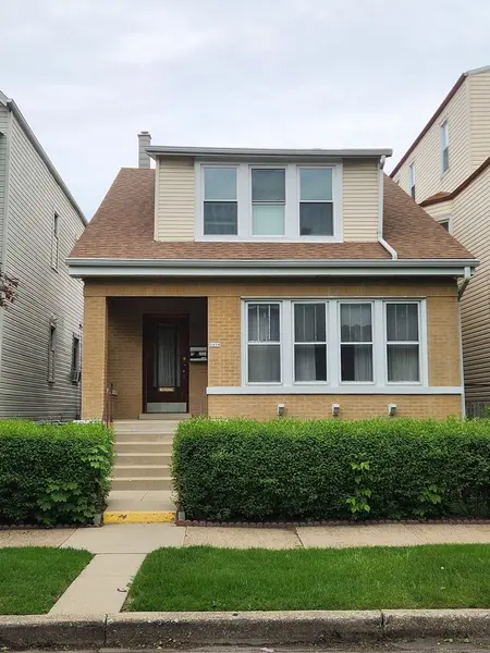 3456 N Whipple ST, Chicago, IL 60618