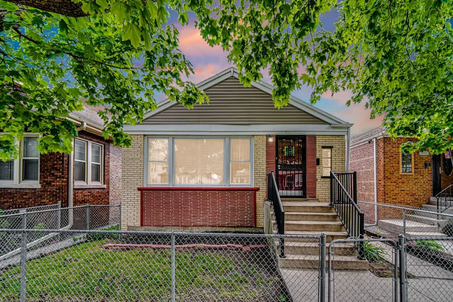 9111 S Kingston AVE, Chicago, IL 60617