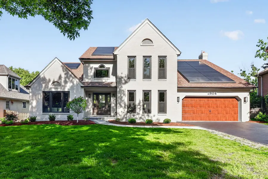2604 Newport DR, Naperville, IL 60565