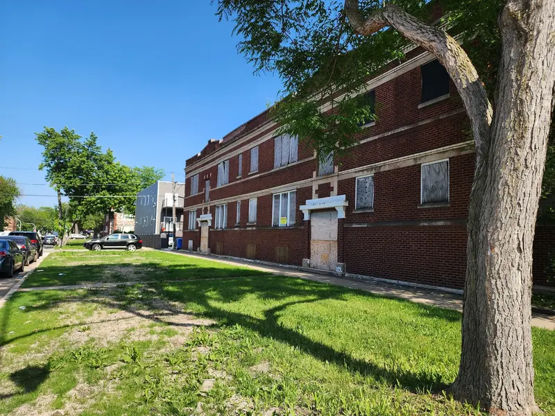 4921 W Maypole AVE, Chicago, IL 60644