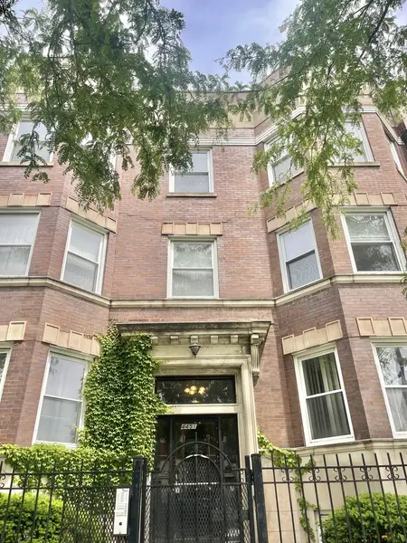 4451 S Indiana AVE #2S, Chicago, IL 60653