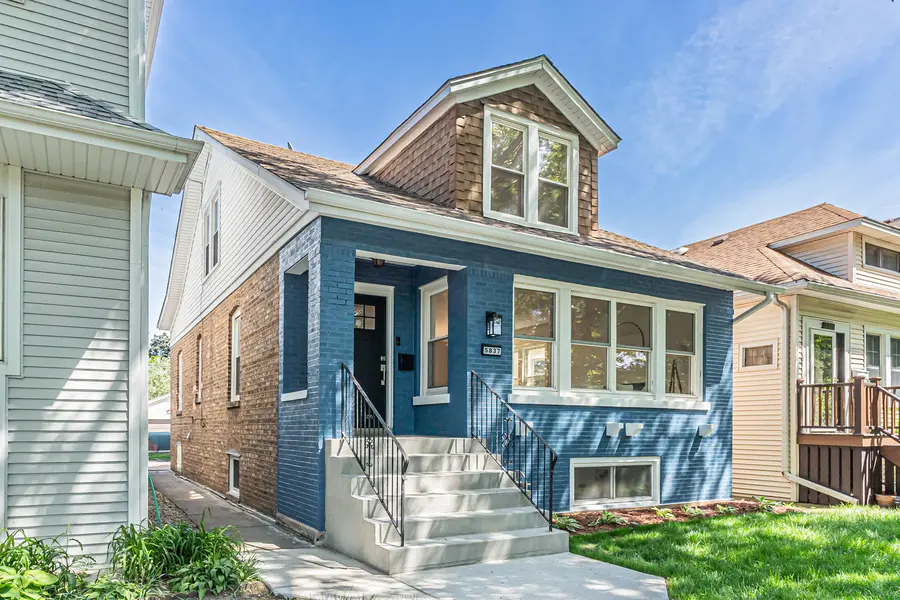 5837 N Marmora AVE, Chicago, IL 60646