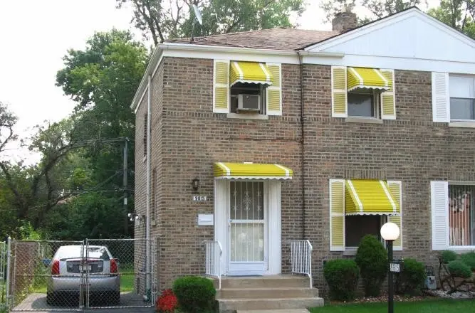 9815 S Clyde AVE, Chicago, IL 60617