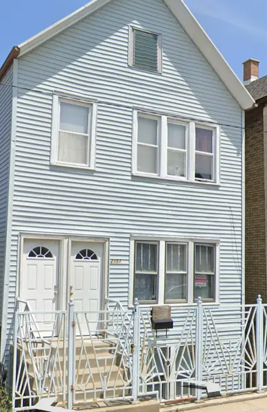 2951 S Farrell ST, Chicago, IL 60608
