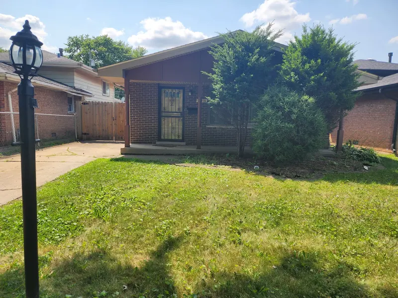 14116 S Hoxie AVE, Burnham, IL 60633