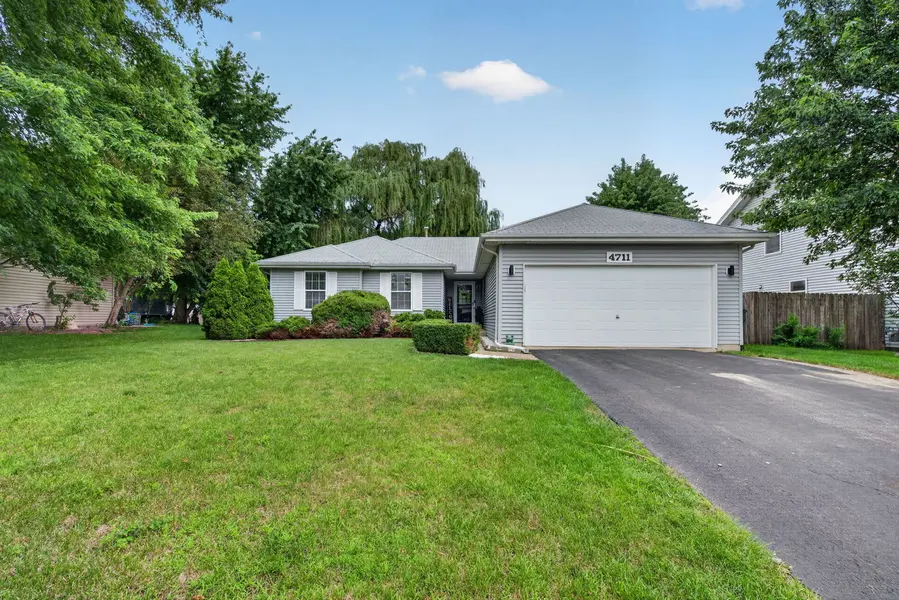 4711 Blue Jay LN, Plainfield, IL 60586