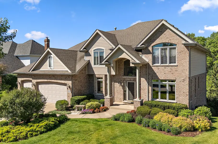 19257 Beaver Creek LN, Mokena, IL 60448