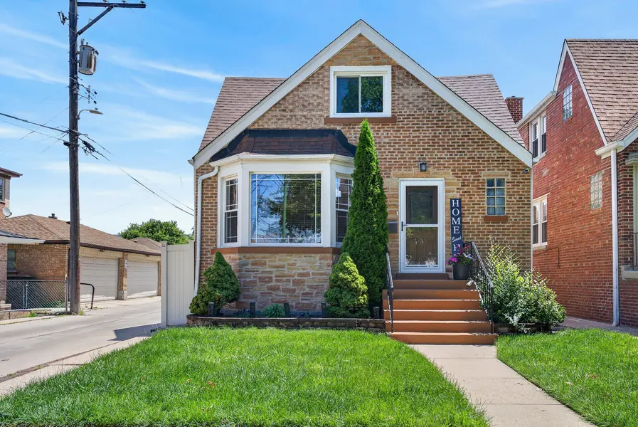 6365 N Mobile AVE, Chicago, IL 60646