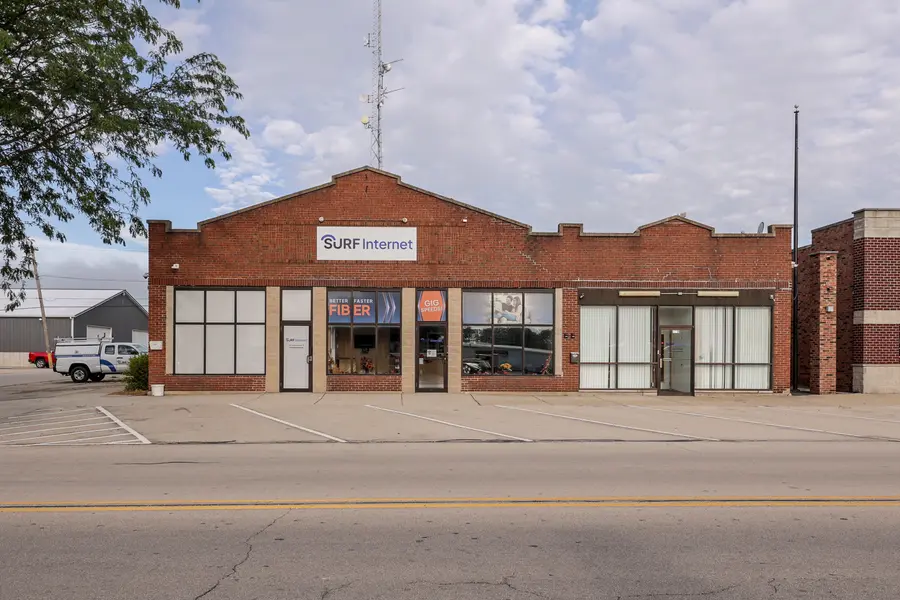 680 S Broadway ST S, Coal City, IL 60416