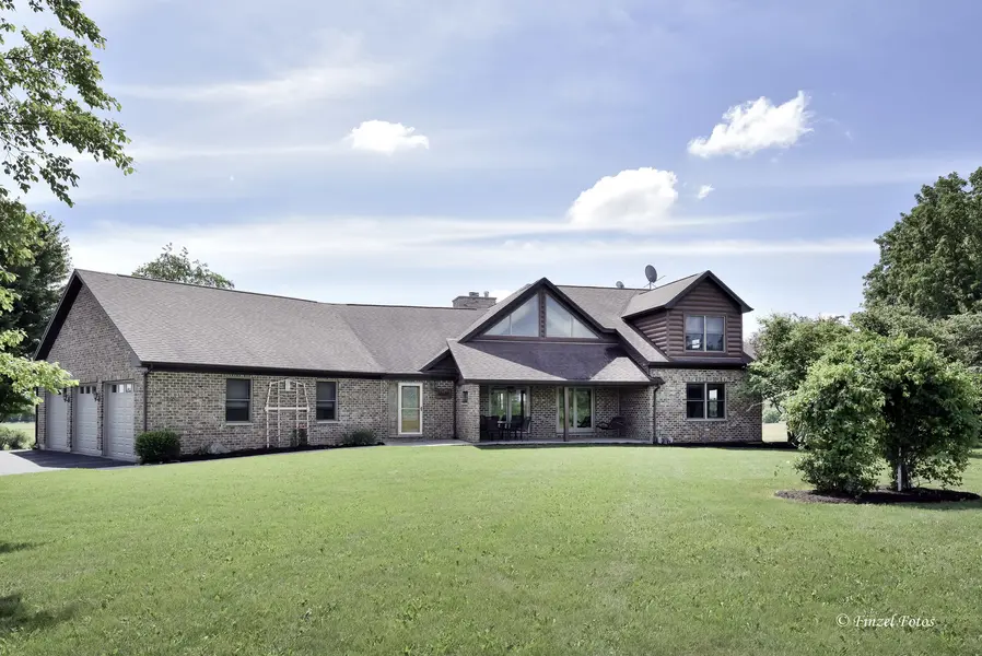 12505 Beaverton RD, Poplar Grove, IL 61065