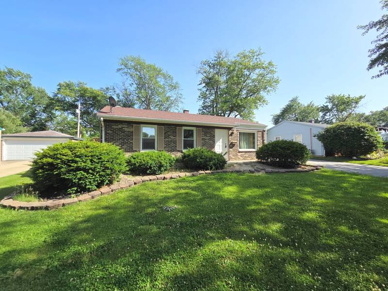 2124 218th PL, Sauk Village, IL 60411