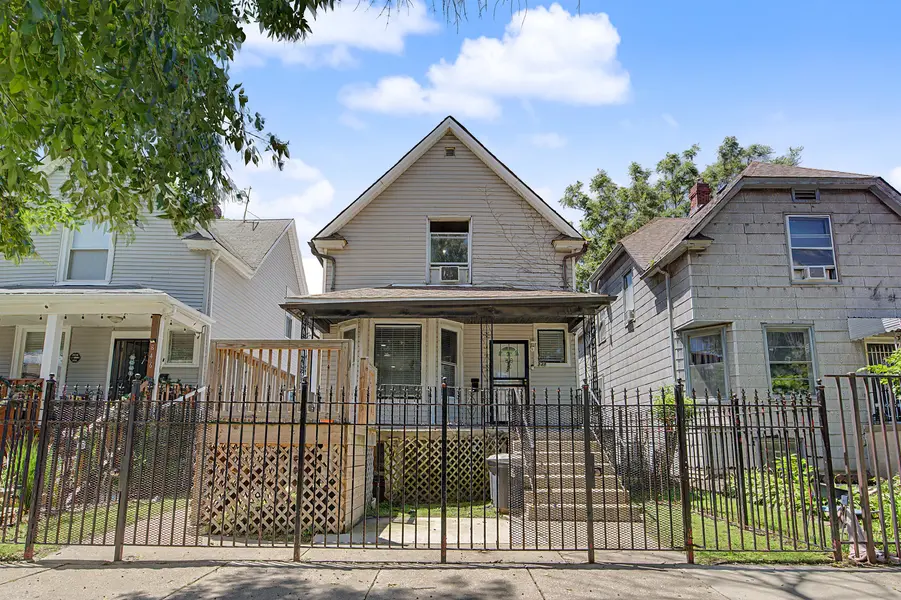 848 N Lawler AVE, Chicago, IL 60651