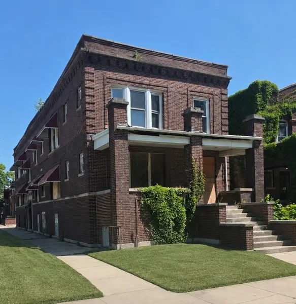1224 W 64th ST, Chicago, IL 60636