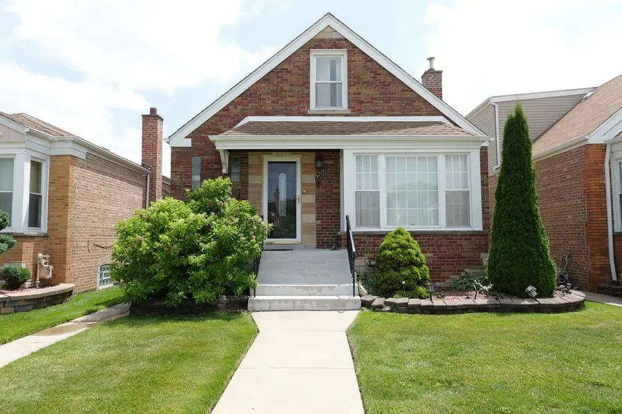 3223 W 84th PL, Chicago, IL 60652