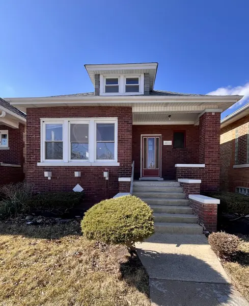 6606 S Richmond ST, Chicago, IL 60629