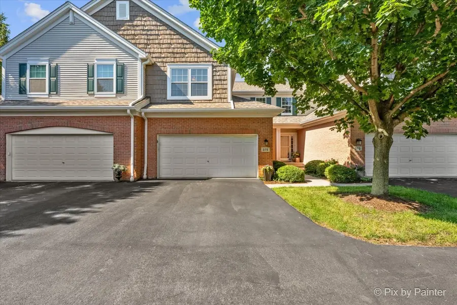 375 WOLCOTT LN #375, Batavia, IL 60510