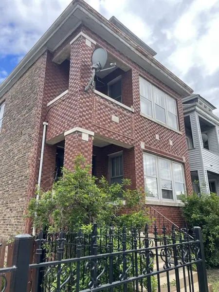 4027 S Maplewood AVE, Chicago, IL 60632