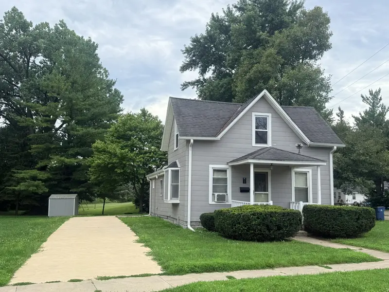 1 E Main ST, Amboy, IL 61310