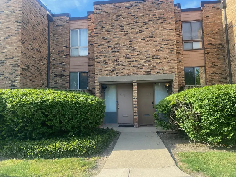 1620 Waxwing CT, Schaumburg, IL 60173