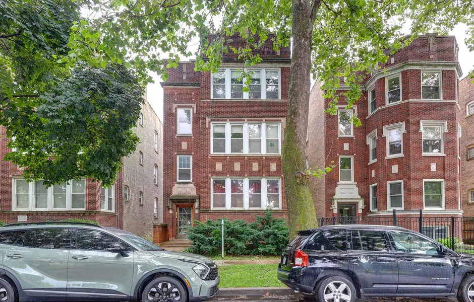 4621 N Lawndale AVE, Chicago, IL 60625