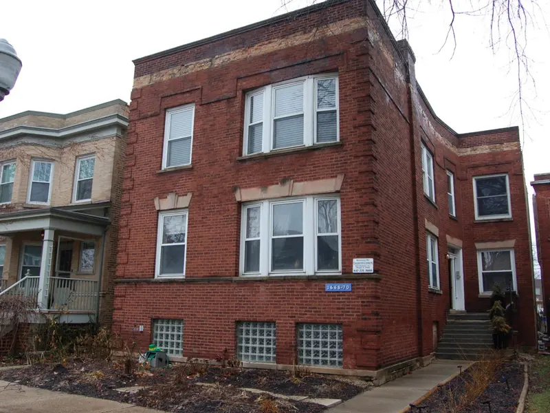 1668 W Edgewater AVE #2S, Chicago, IL 60660