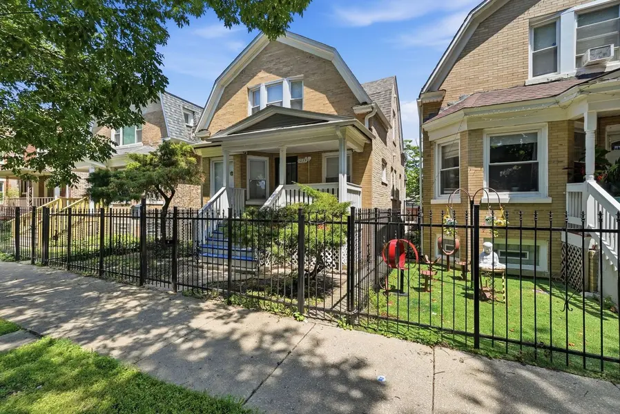 1235 N Harding AVE, Chicago, IL 60651