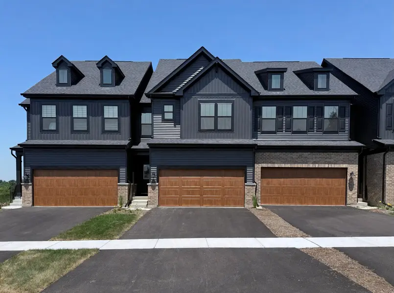 2744 Preserve CIR #13004, Aurora, IL 60502