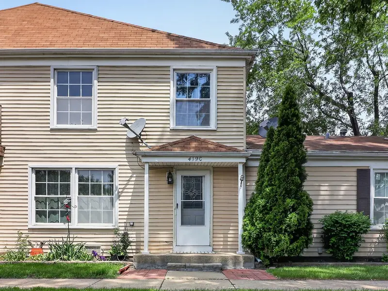 419 Sidney AVE #C, Glendale Heights, IL 60139