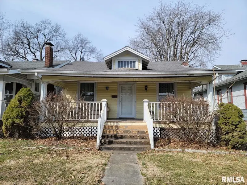334 S LINCOLN BLVD, Centralia, IL 62801