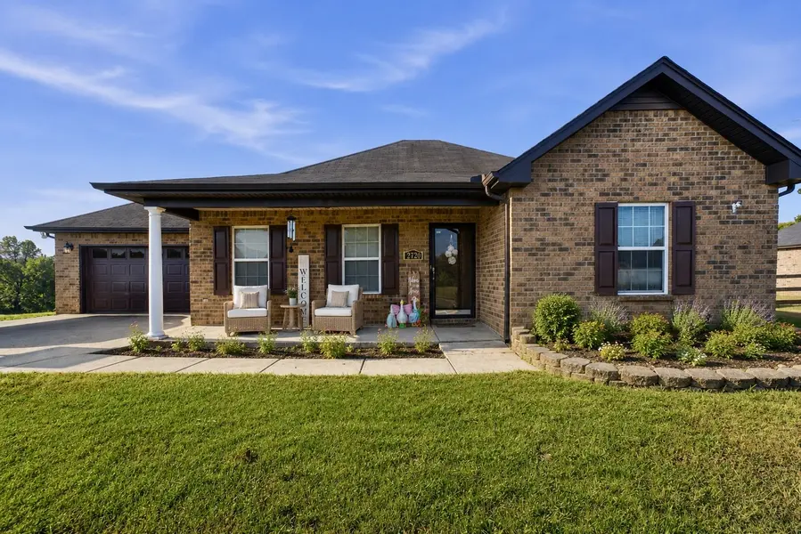 2720 Ridgewood Dr, Christiana, TN 37037