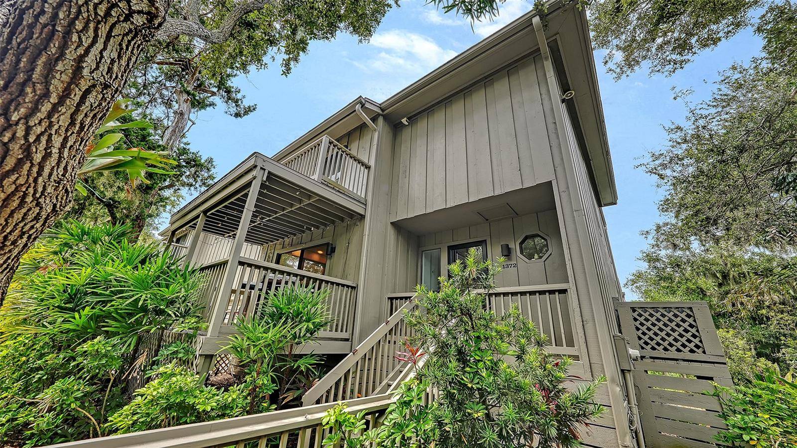 1372 LANDINGS PT #28, Sarasota, FL 34231
