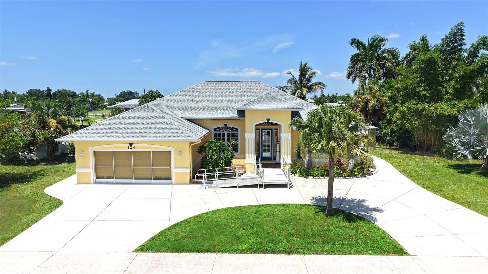 124 ROSELLE CT, Port Charlotte, FL 33952