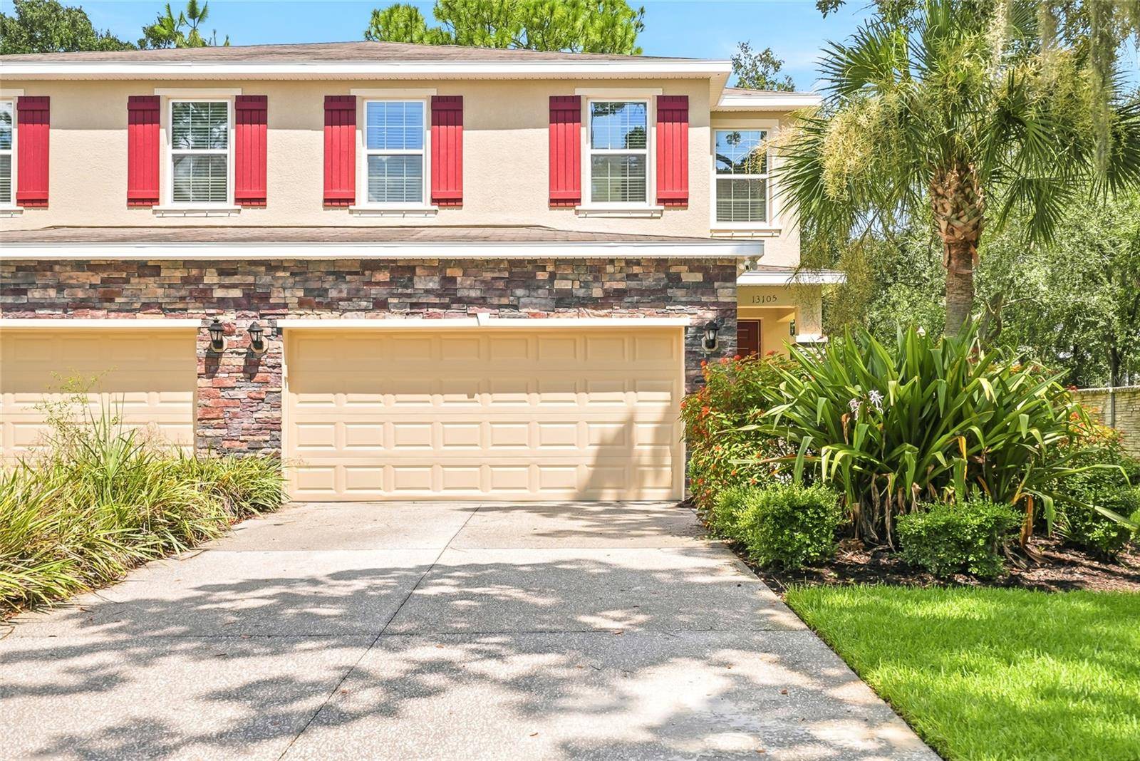 13105 CANOPY CREEK DR, Tampa, FL 33625