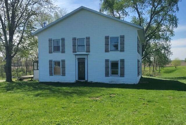 714 E County Line RD, Sparland, IL 61565