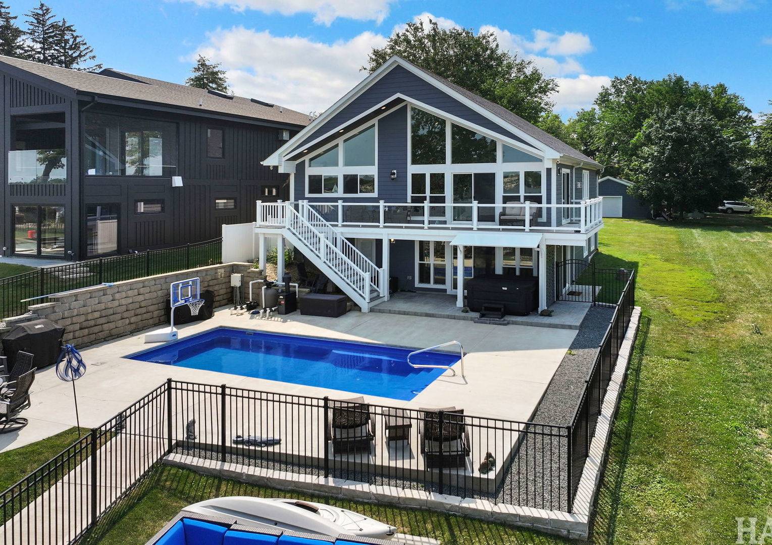 42813 N Woodbine AVE, Antioch, IL 60002