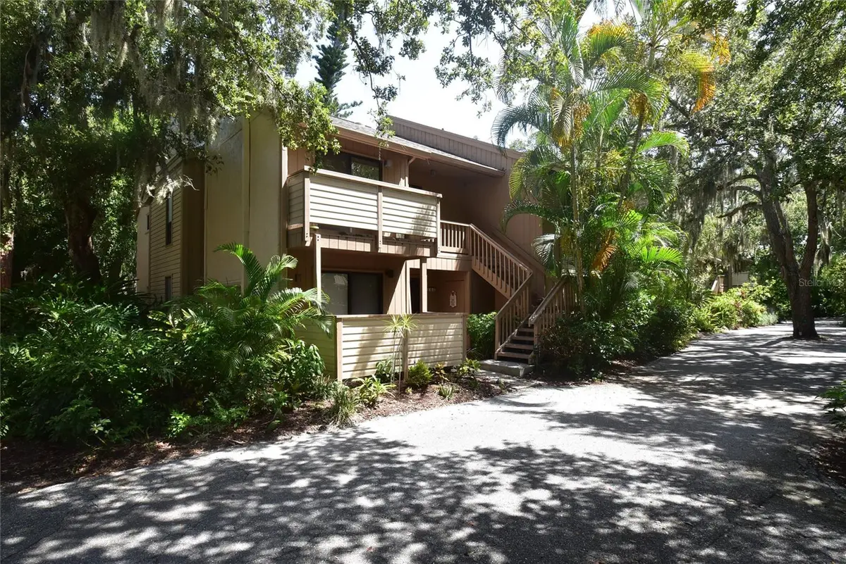 1709 CLOWER CREEK DR #BR 104, Sarasota, FL 34231