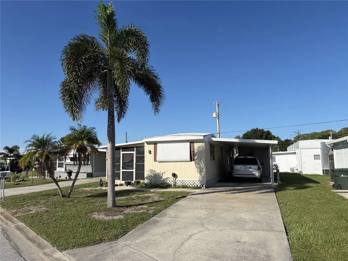 5317 OAKLAND HILLS AVE, Sarasota, FL 34234