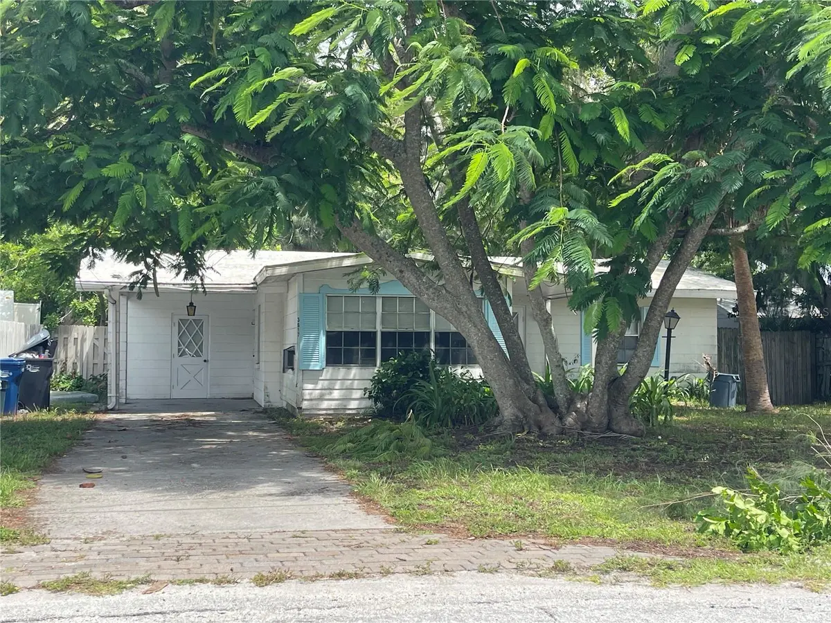 3617 32ND ST W, Bradenton, FL 34212