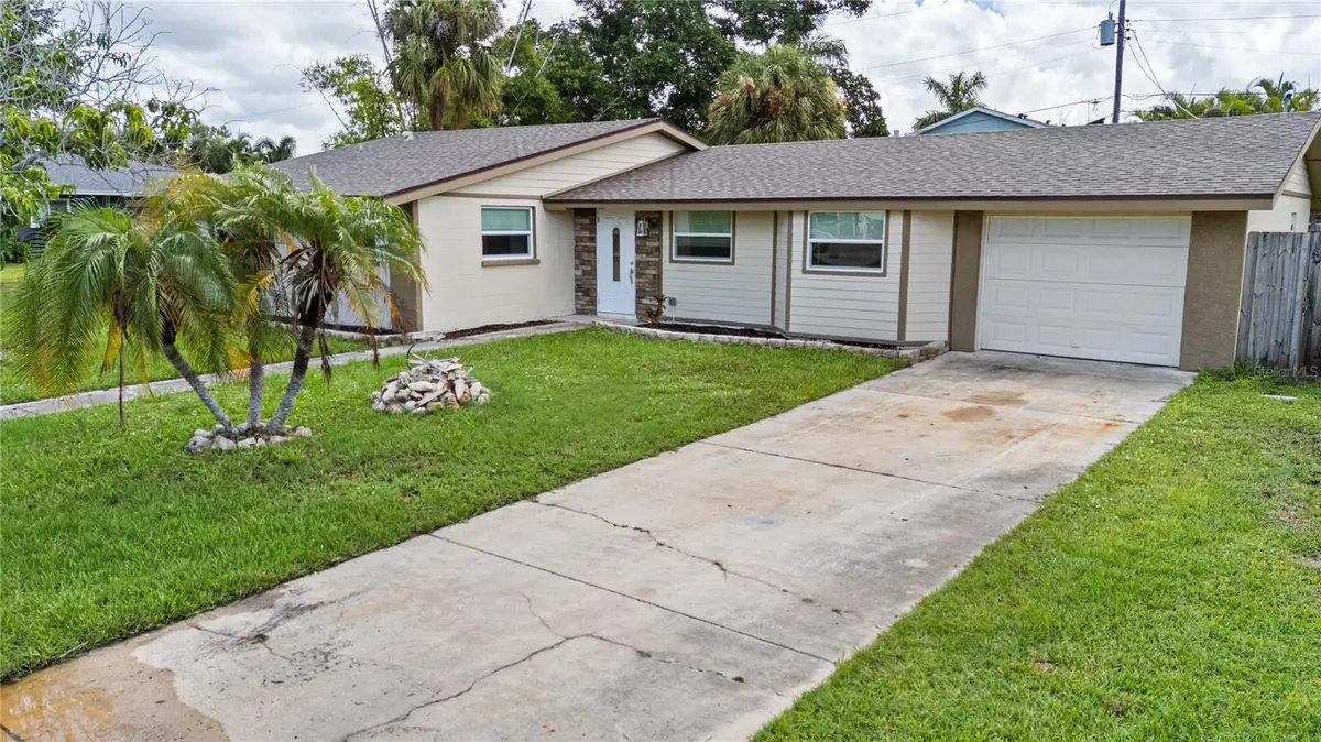 3831 118TH ST W, Bradenton, FL 34210