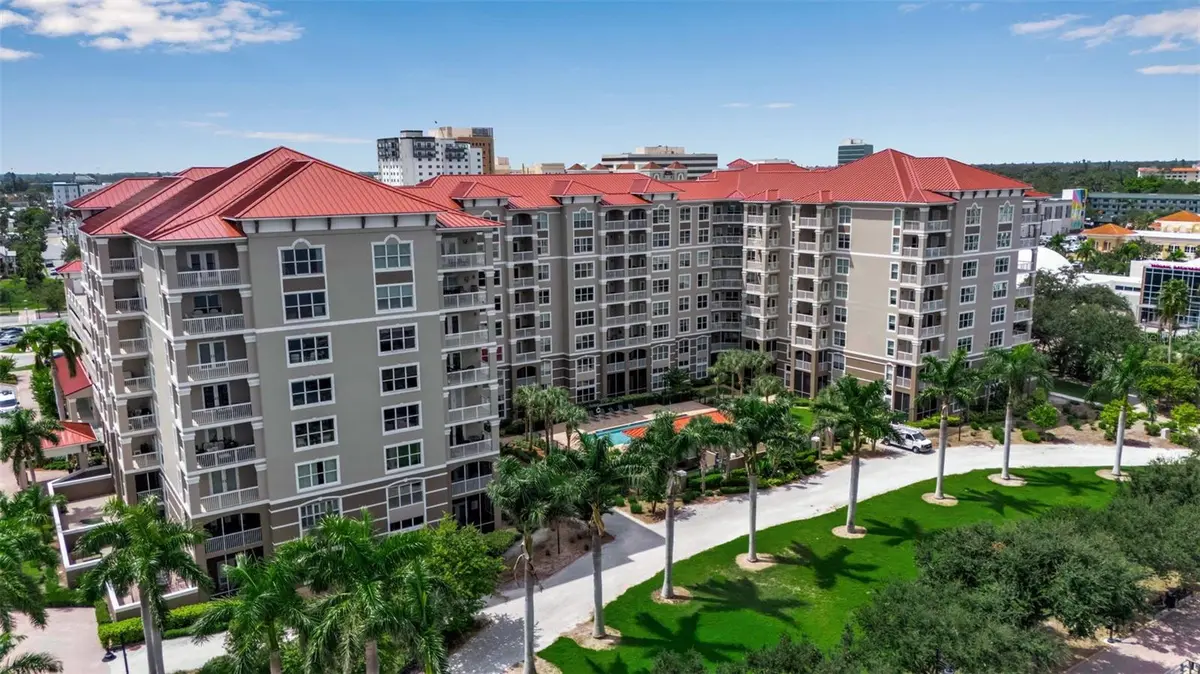 808 3RD AVE W #307, Bradenton, FL 34205