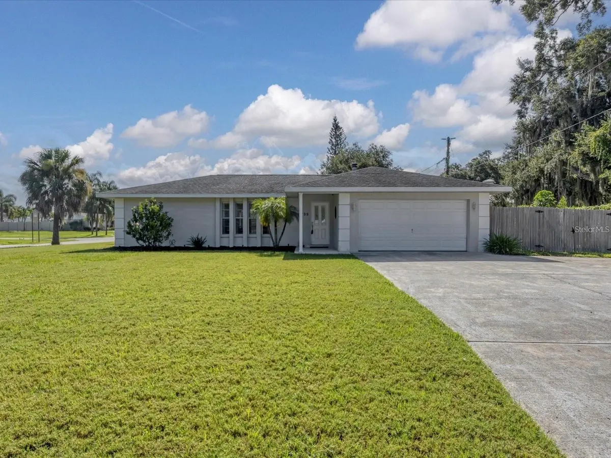 6733 PENNSYLVANIA AVE, Sarasota, FL 34243