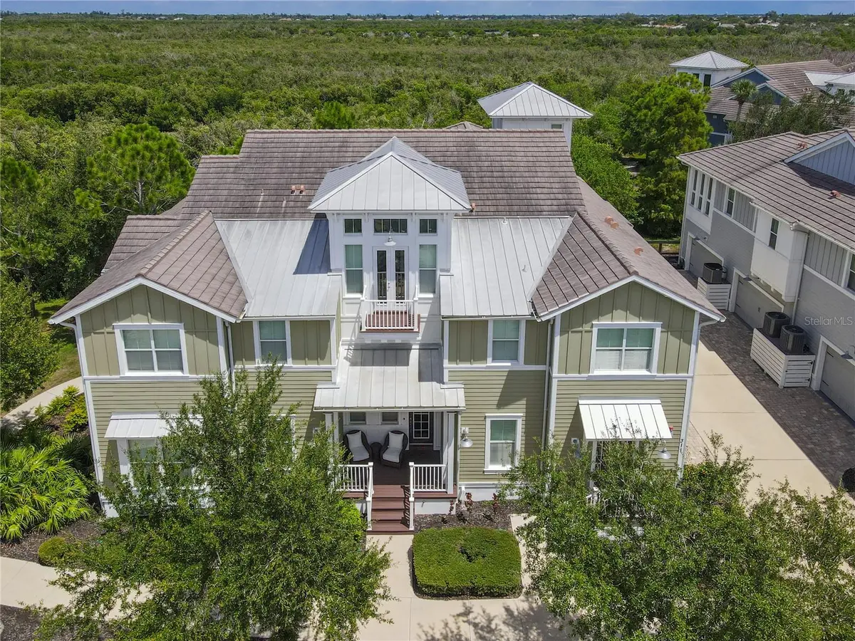 311 SAPPHIRE LAKE DR #202, Bradenton, FL 34209