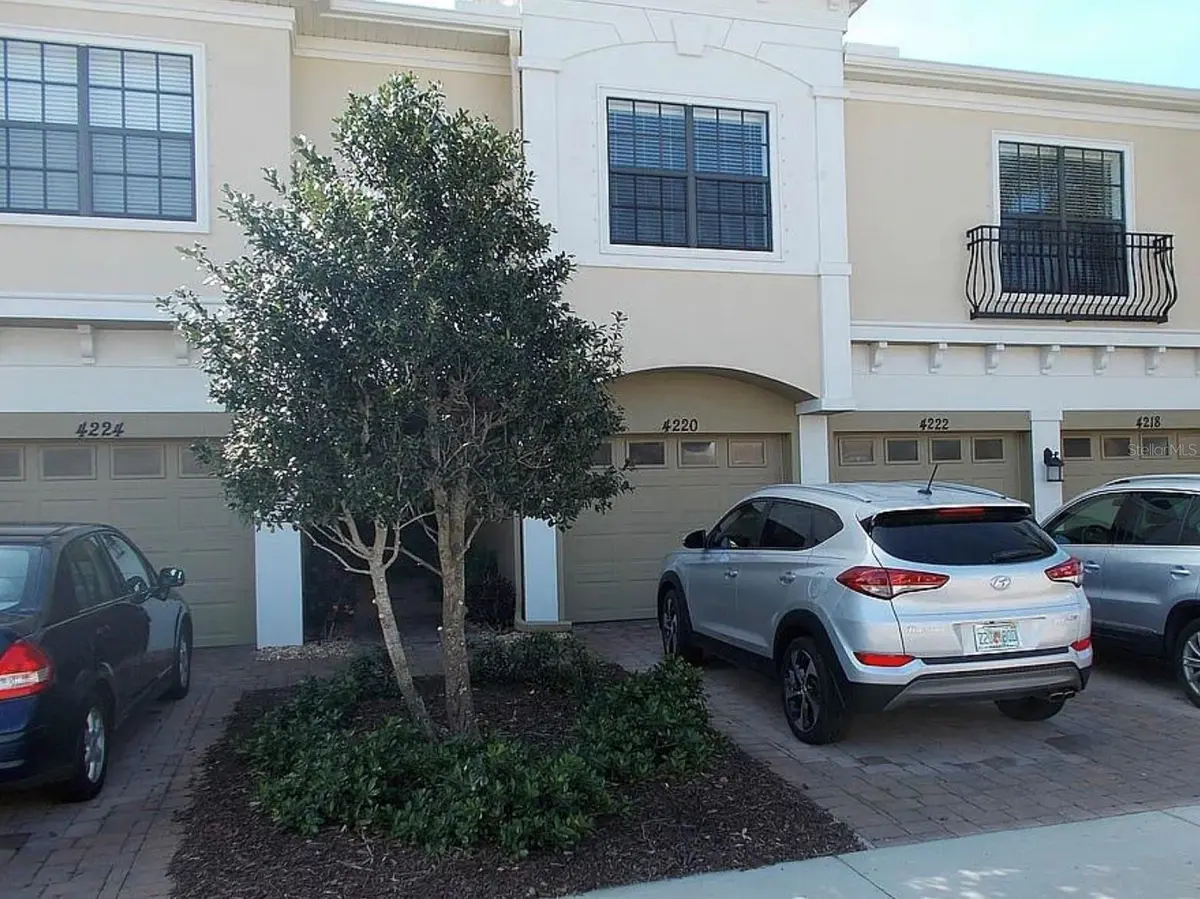 4220 OVERTURE CIR #4220, Bradenton, FL 34209