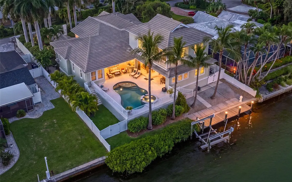 1662 ANCHORAGE ST, Sarasota, FL 34231