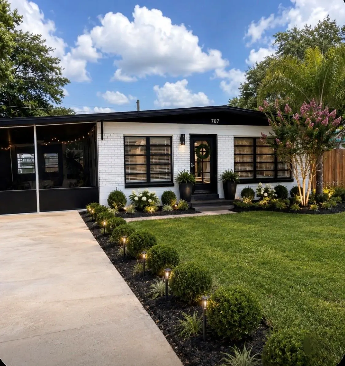 707 LAKEWOOD AVE, Tampa, FL 33613