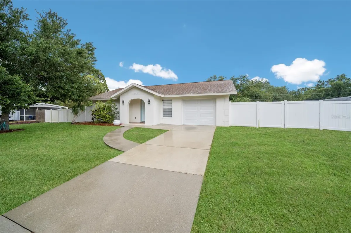 643 MOBILE RD, Venice, FL 34293